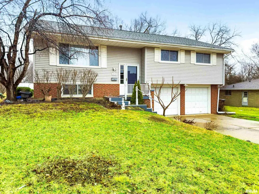 4110 N Brookdale Place, Peoria, IL 61614 - #3