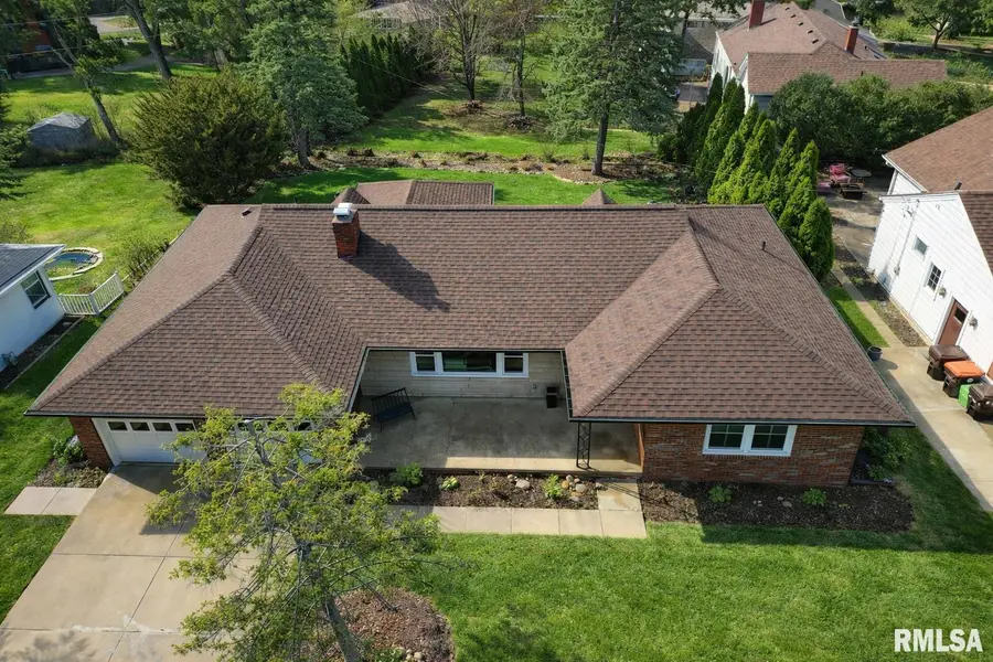 326 W Knoll Crest Drive, Peoria, IL 61614 - #3