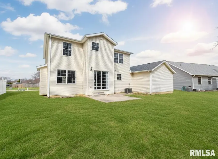 106 Stonewood Drive, East Peoria, IL 61611 - #2