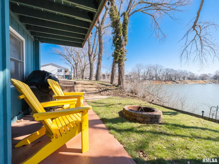 950 Edgewater Drive, North Pekin, IL 61554 - #3