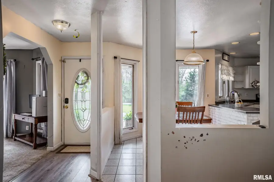 1126 Sycamore Road, Carterville, IL 62918 - #3