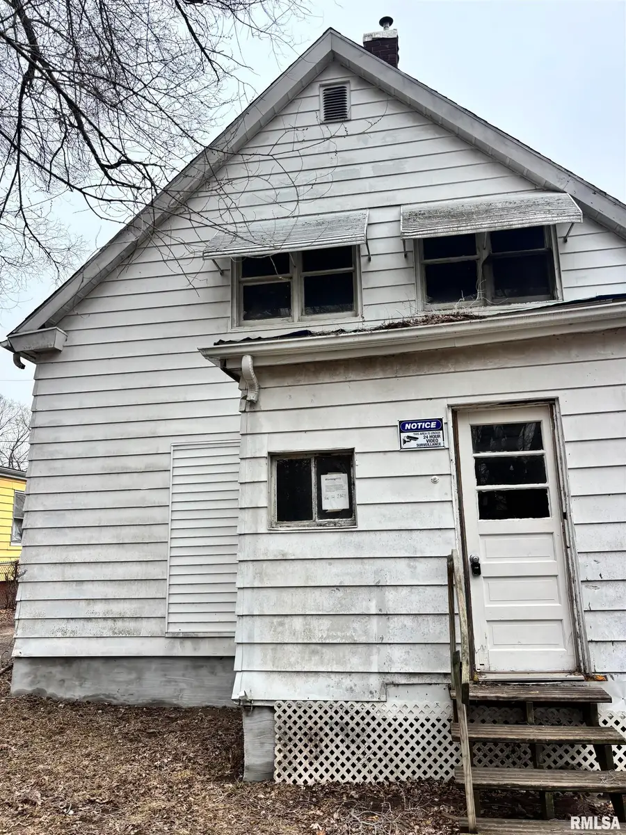 611 Haungs Avenue, Peoria, IL 61603 - #2