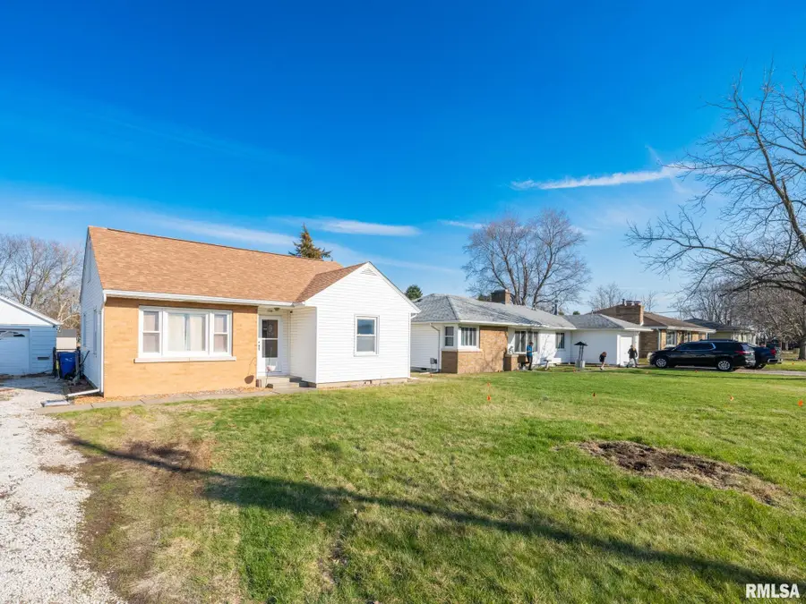 128 N Luellyn Place, Hanna City, IL 61536 - #2