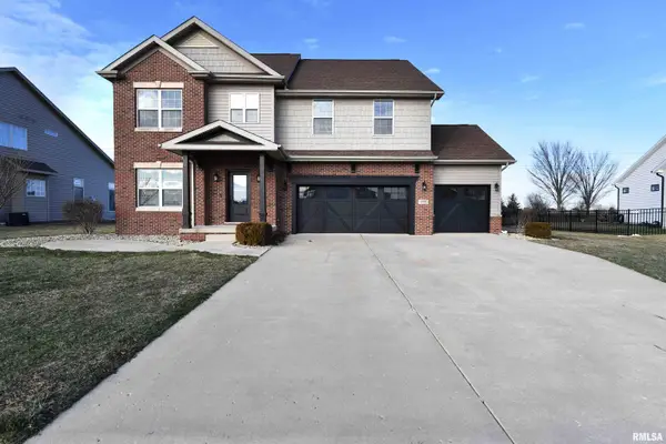 1260 Silver Oak Circle, Normal, IL 61761