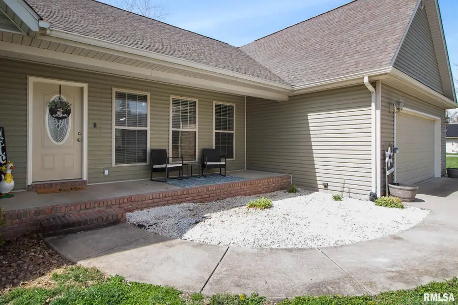 605 Legacy Drive, Herrin, IL 62948 - #3