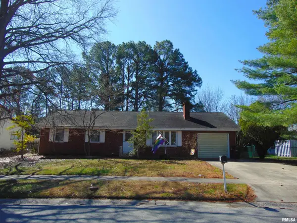 1713 W Sunset Street, Carbondale, IL 62901