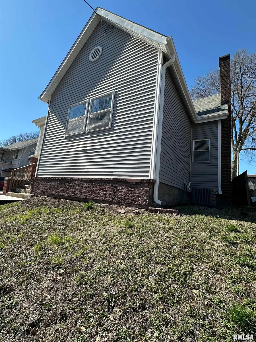 1213 NE Glendale Avenue, Peoria, IL 61603 - #2