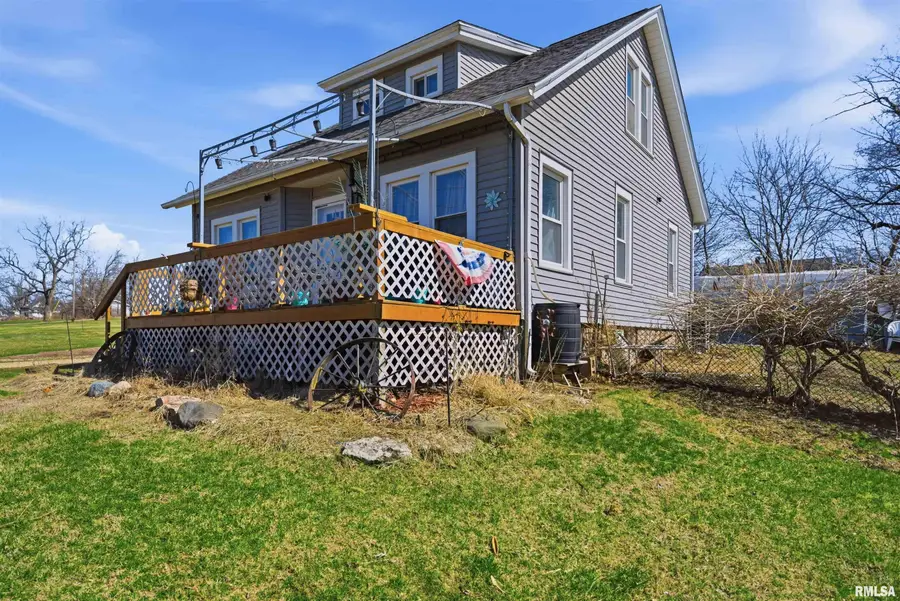 206 N Washington Street, Washburn, IL 61570 - #3