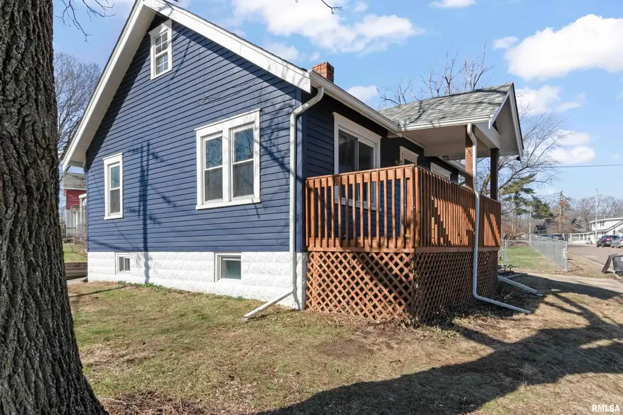 400 Pekin Avenue, East Peoria, IL 61611 - #2