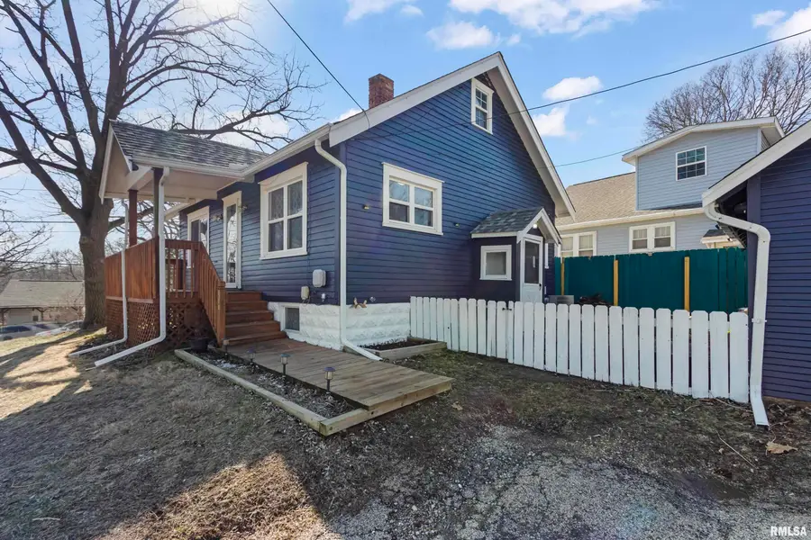 400 Pekin Avenue, East Peoria, IL 61611 - #3