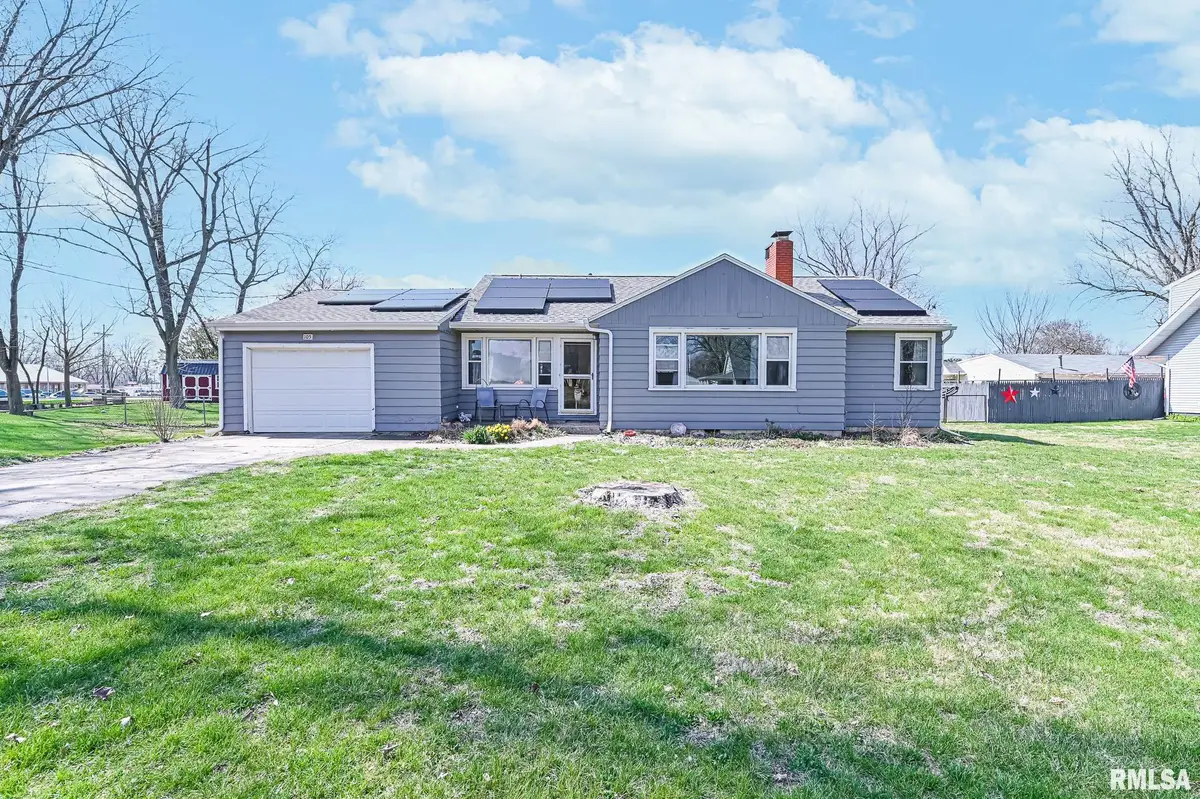 105 Loren Street, Washington, IL 61571 - #1