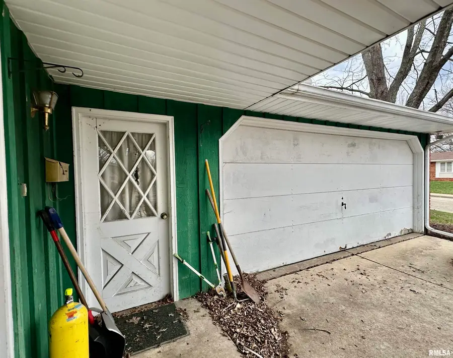 2721 N Elmcroft Drive, Peoria, IL 61604 - #3