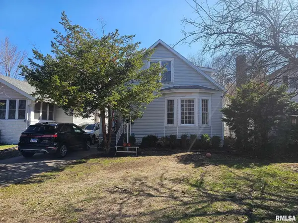 1324 N Underhill Street, Peoria, IL 61606