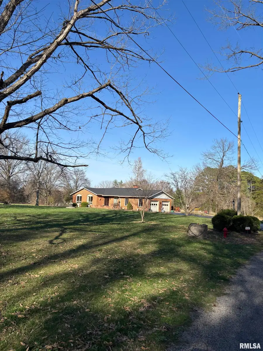 3 Brock Lane, Murphysboro, IL 62966 - #2