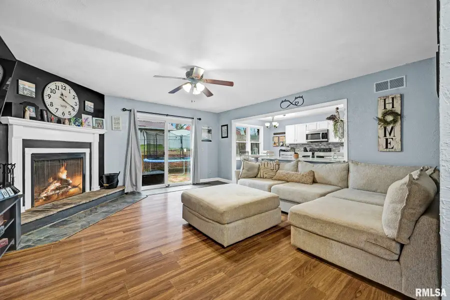 2233 Autumn Drive, Pekin, IL 61554 - #3