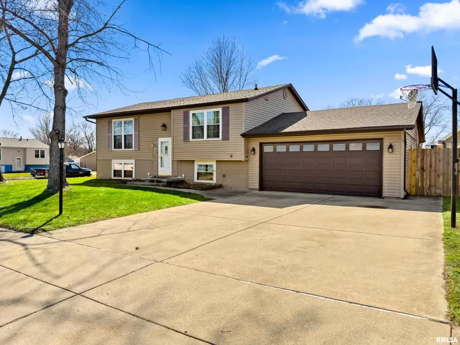 501 Pontiac Road, Marquette Heights, IL 61554 - #2