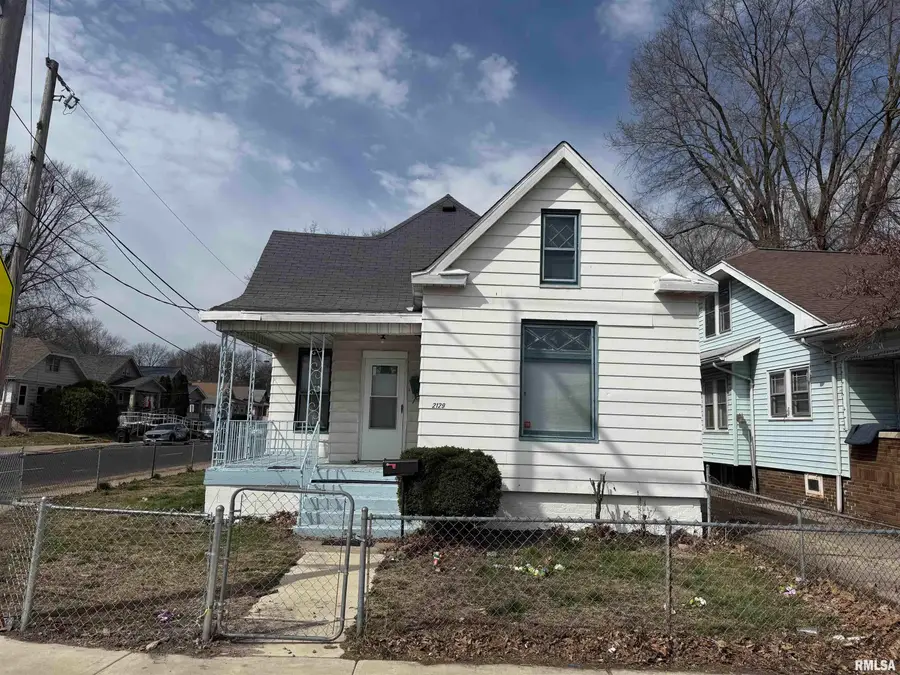 2129 N Wisconsin Avenue, Peoria, IL 61603 - #3