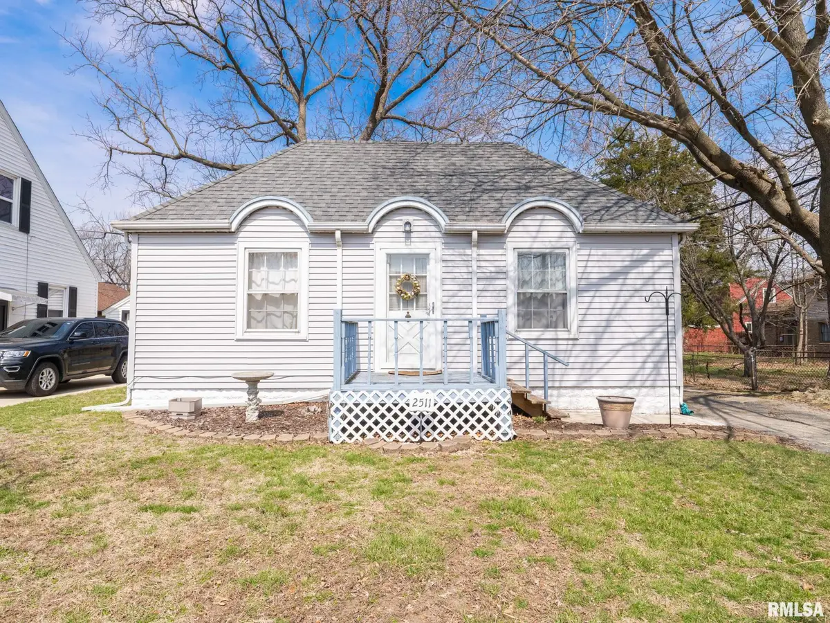 2511 W Downs Circle, West Peoria, IL 61604 - #1