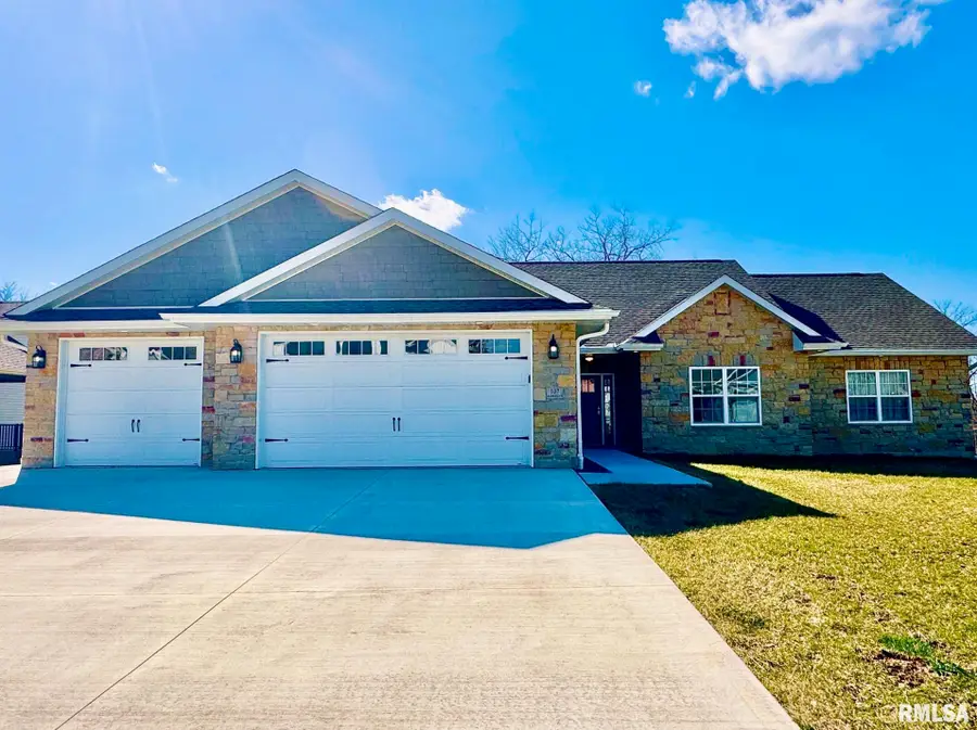 107 Samuel Court, Washington, IL 61571 - #2