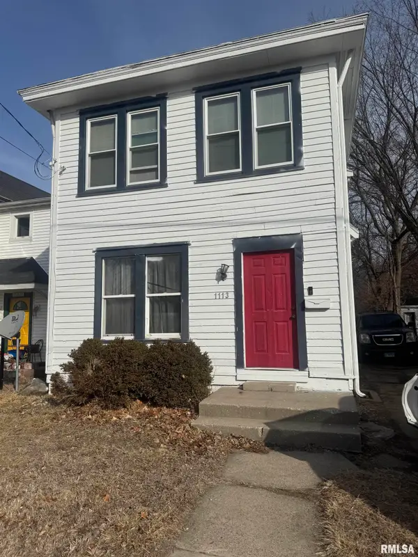 1113 W Columbia Terrace, Peoria, IL 61606