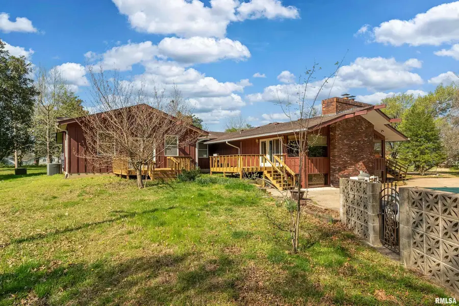 2611 W Striegel Road, Carbondale, IL 62901 - #3