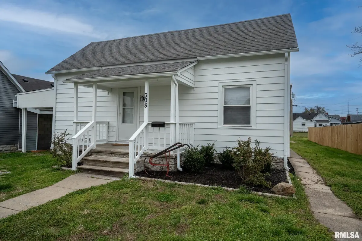 308 N 18th Street, Herrin, IL 62948 - #1