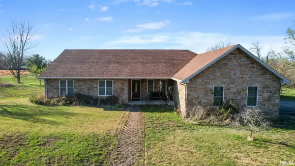 450 Spring Hill Lane, Cobden, IL 62920