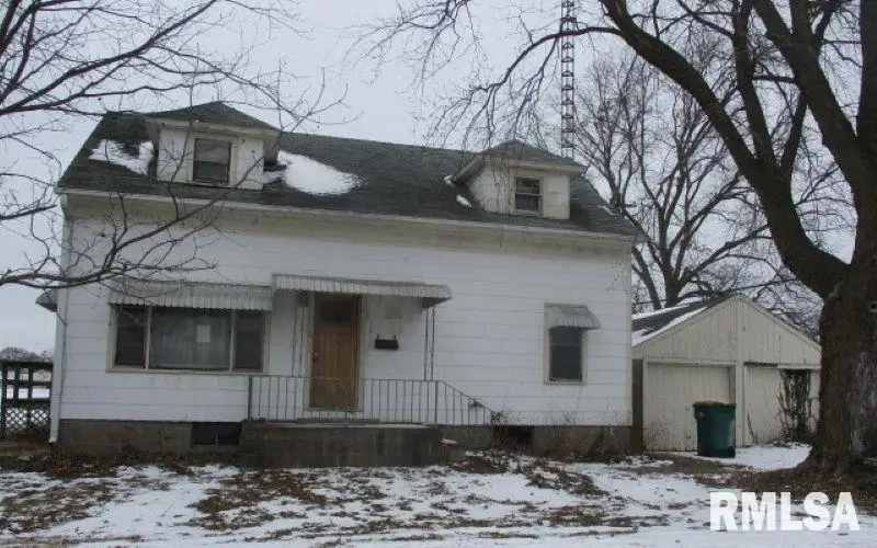 116 N Griffin Street, Macomb, IL 61455 - #1