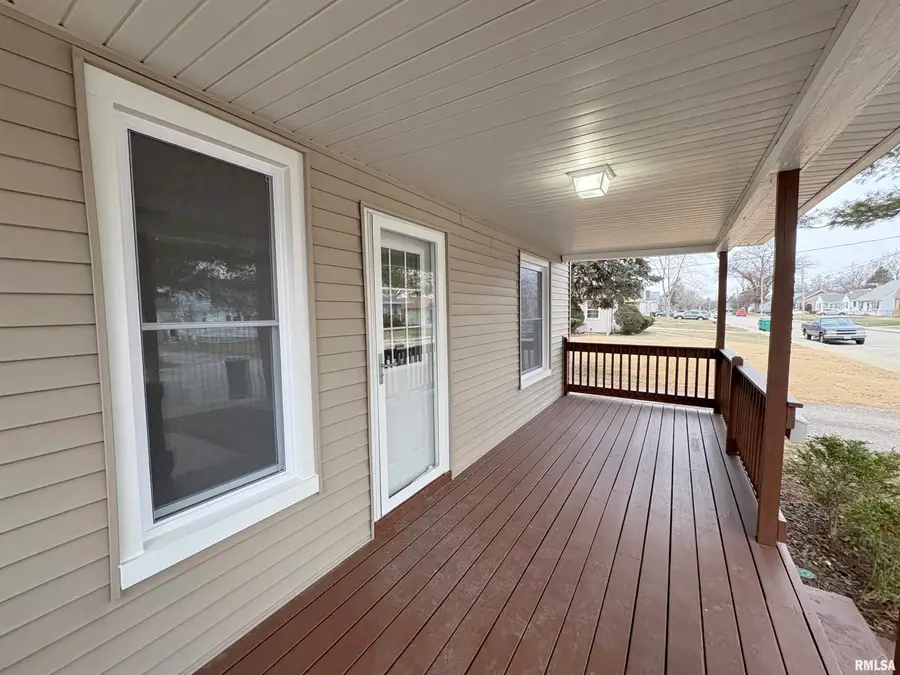 2222 W Callender Avenue, West Peoria, IL 61604 - #3