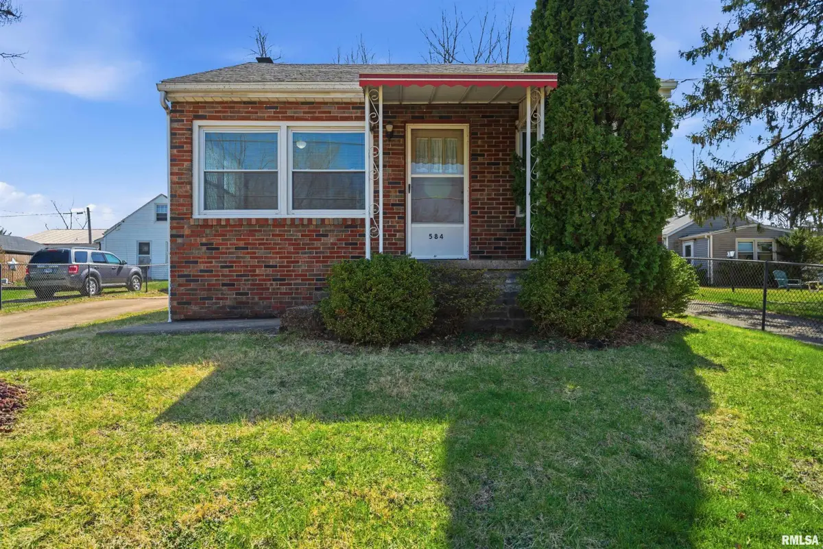 584 Roosevelt Street, Creve Coeur, IL 61610 - #1