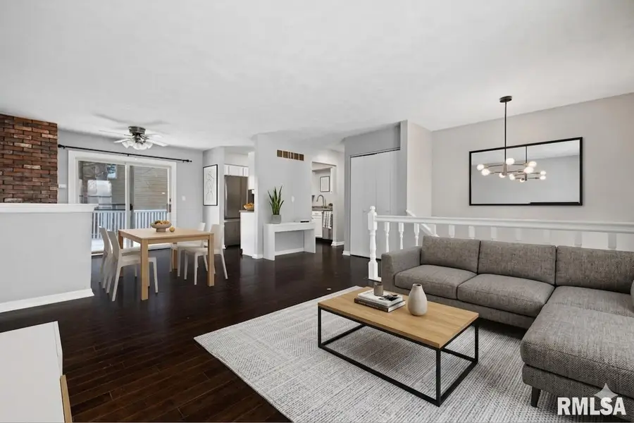 3902 N Melcosta Drive, Peoria, IL 61615 - #3