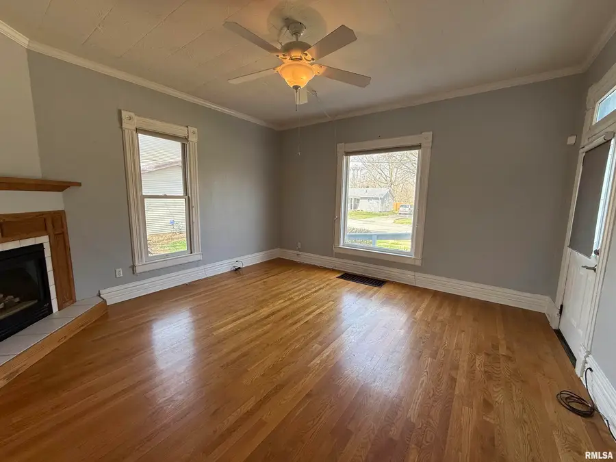 425 E Franklin Street, Macomb, IL 61455 - #3