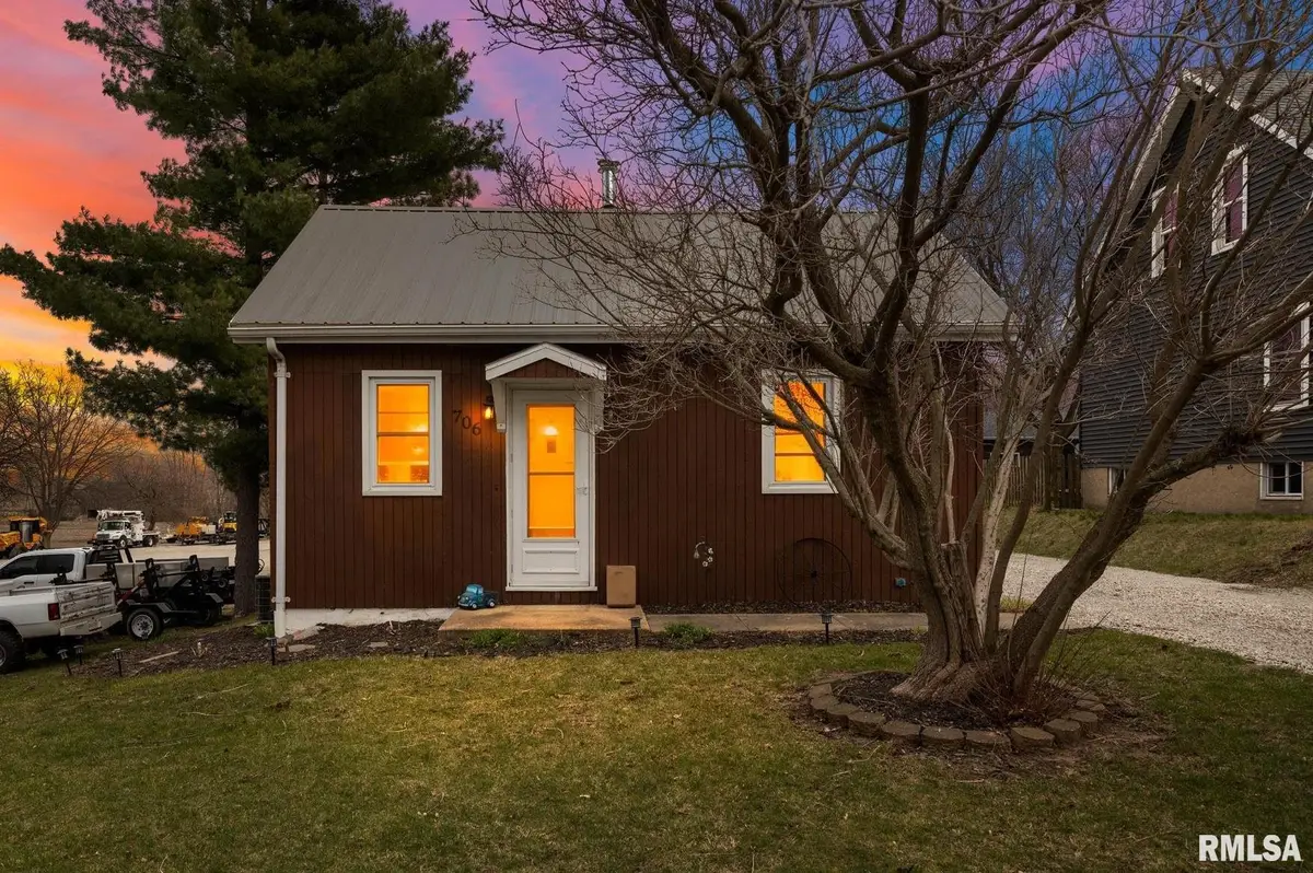 706 N State Street, Roanoke, IL 61561 - #1