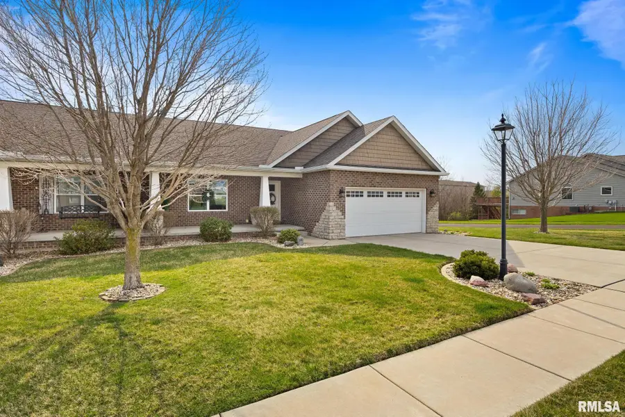 1810 W Kingsbury Road, Washington, IL 61571 - #2