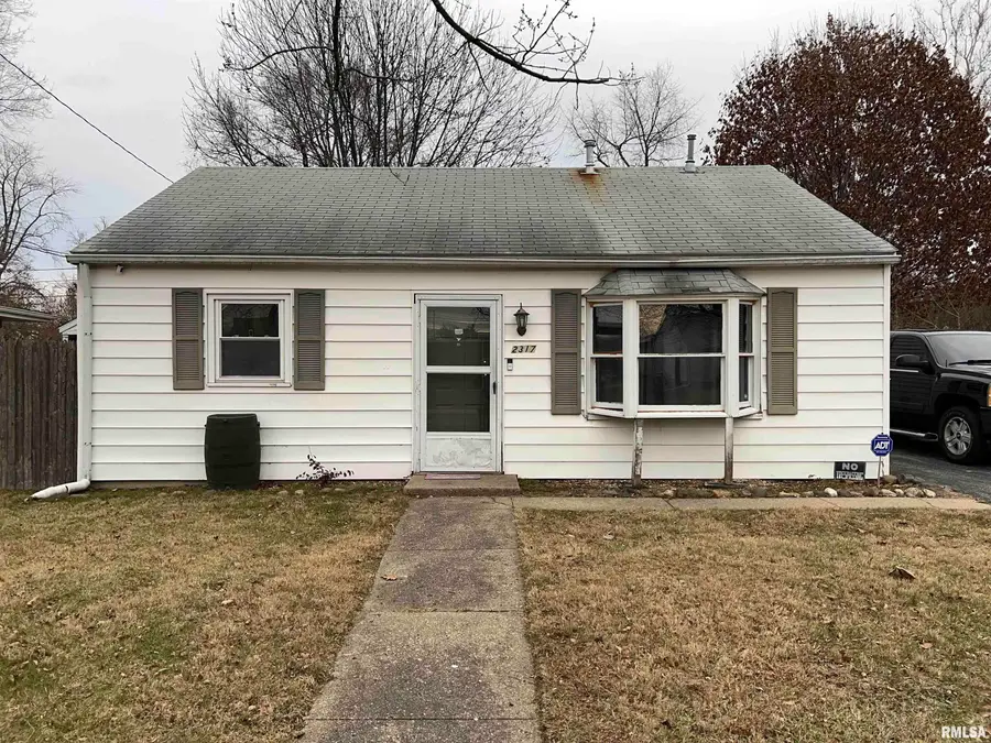 2317 W Hudson Street, Peoria, IL 61604 - #2