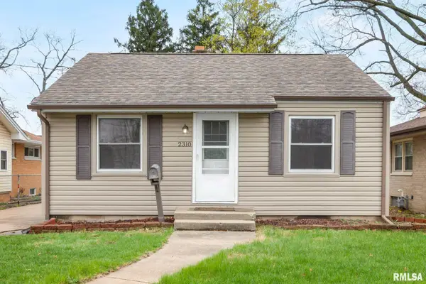 2310 W Heading Avenue, West Peoria, IL 61604