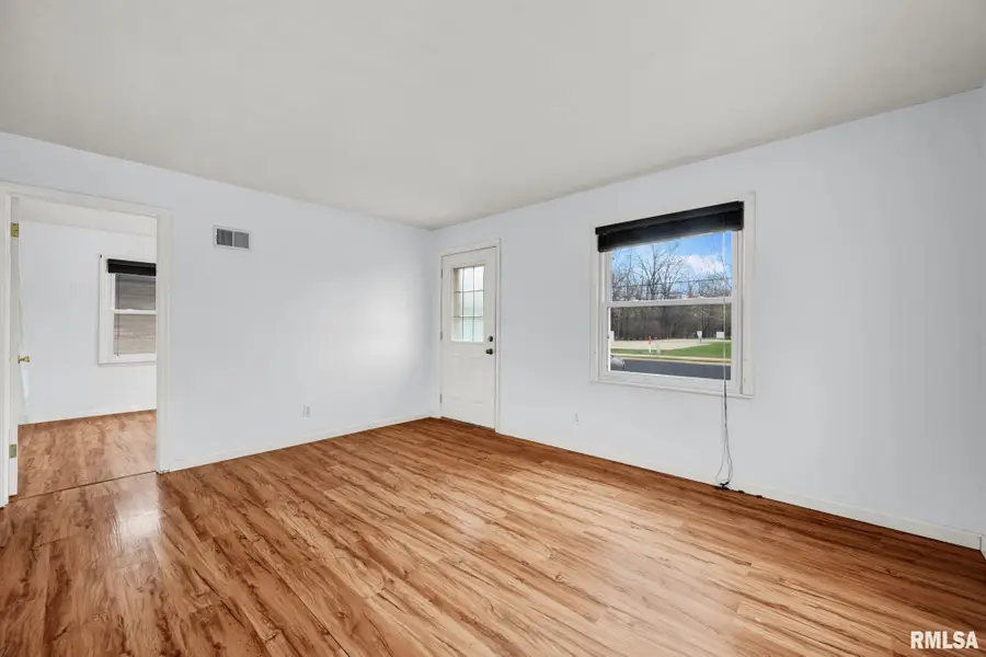 2310 W Heading Avenue, Peoria, IL 61604 - #3