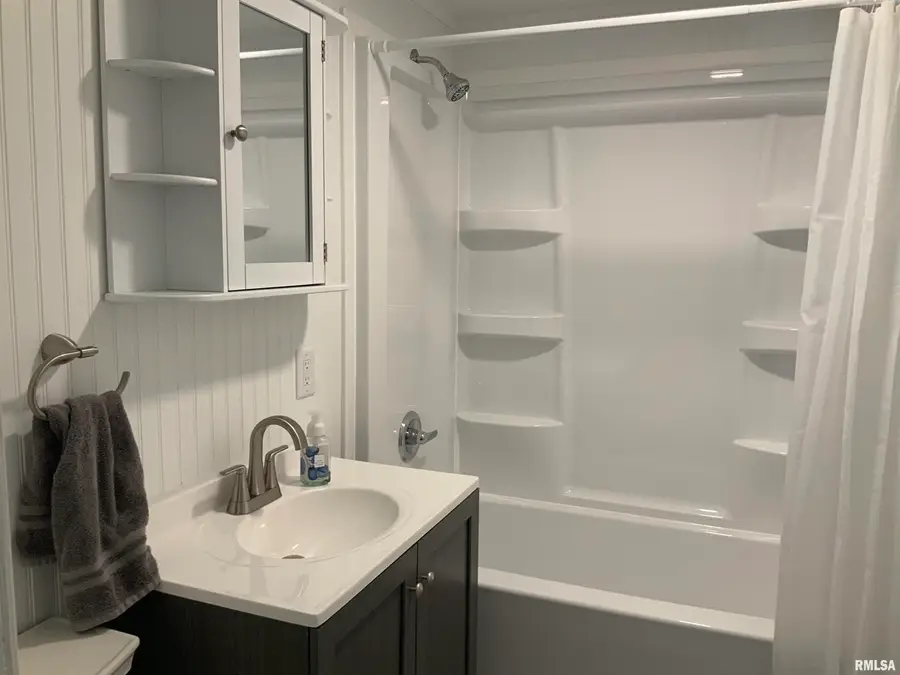 520 W Beech Street, Chillicothe, IL 61523 - #3