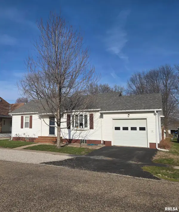 102 Coriell Street, Green Valley, IL 61534