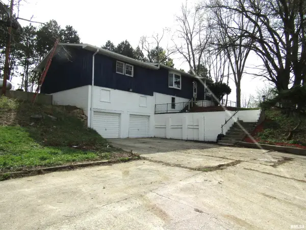 13381 N County Highway #9, Lewistown, IL 61542