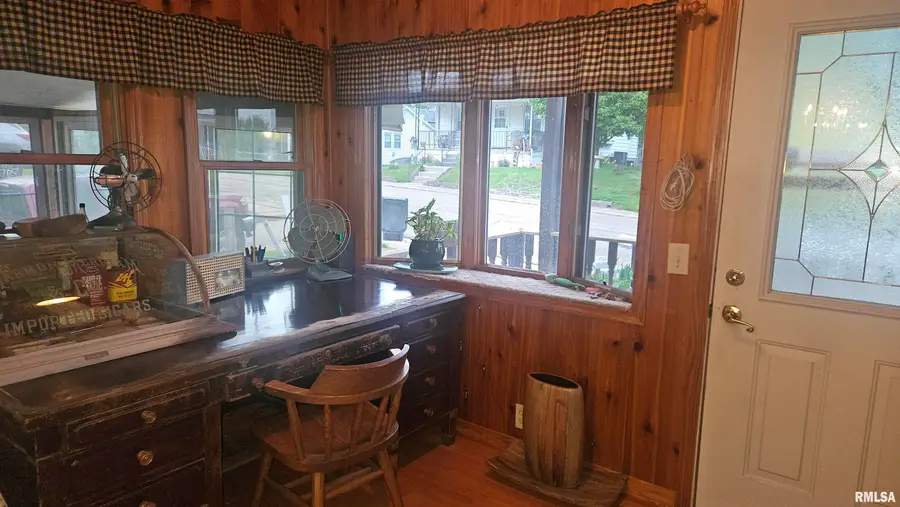 658 Keeling Court, Canton, IL 61520 - #2