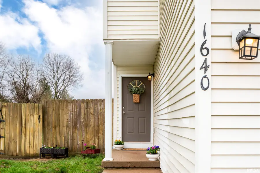 1640 W Geneva Road, Peoria, IL 61615 - #3