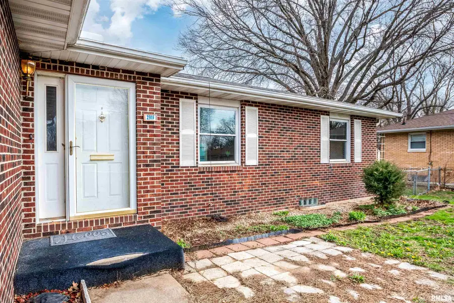 2919 W Rohmann Avenue, Peoria, IL 61604 - #3