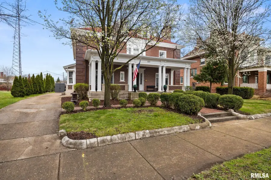 423 W High Street, Peoria, IL 61606 - #3