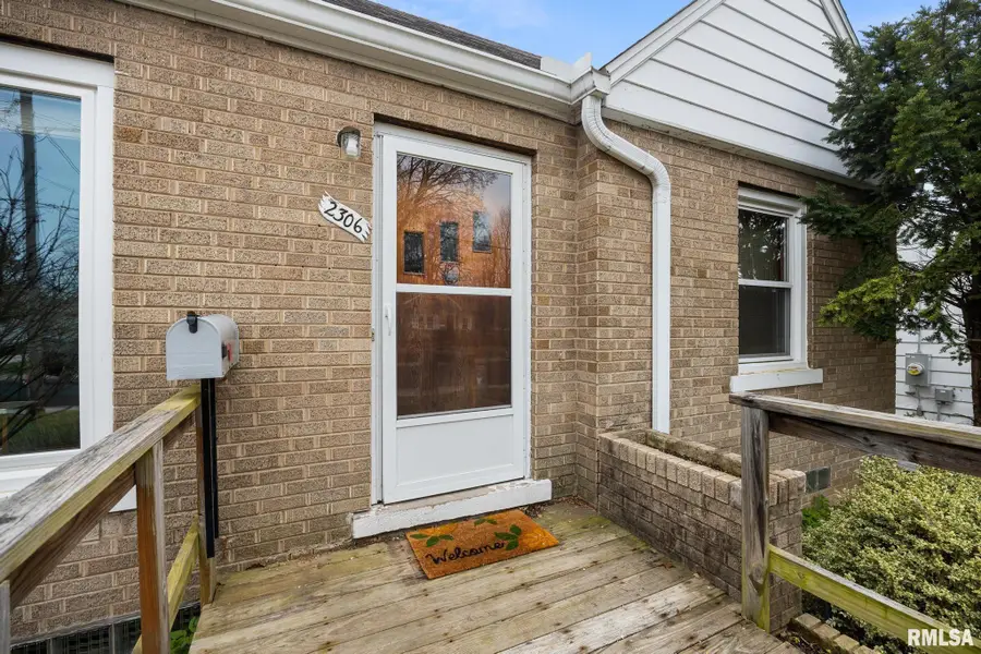 2306 Laura Avenue, West Peoria, IL 61604 - #3