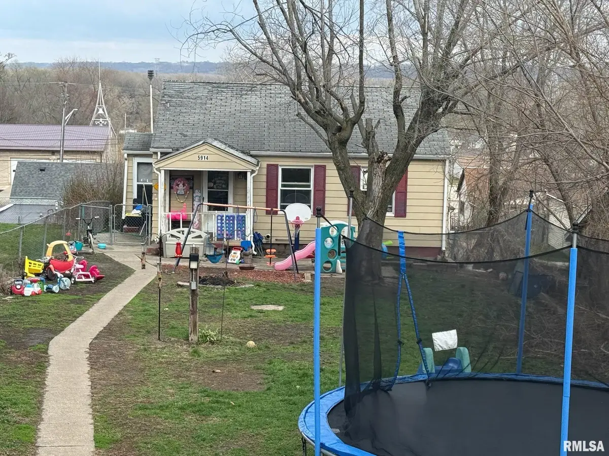 5914 S Jefferson Street, Bartonville, IL 61607 - #1