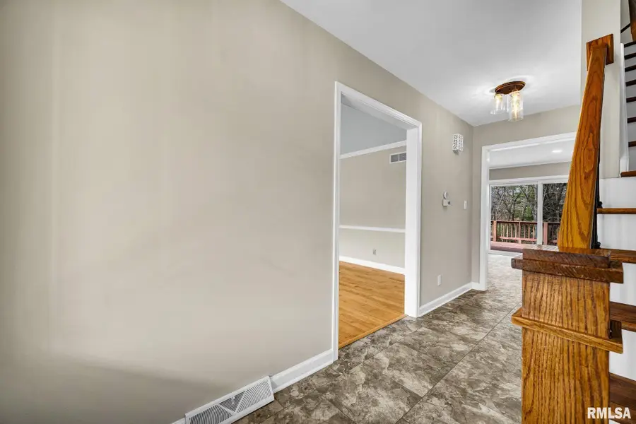 7234 N Crabapple Court, Peoria, IL 61614-0000 - #3