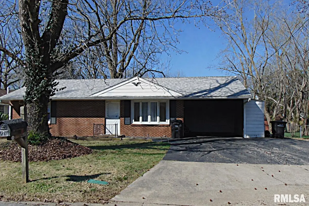 206 S Travelstead Street, Carbondale, IL 62901 - #1