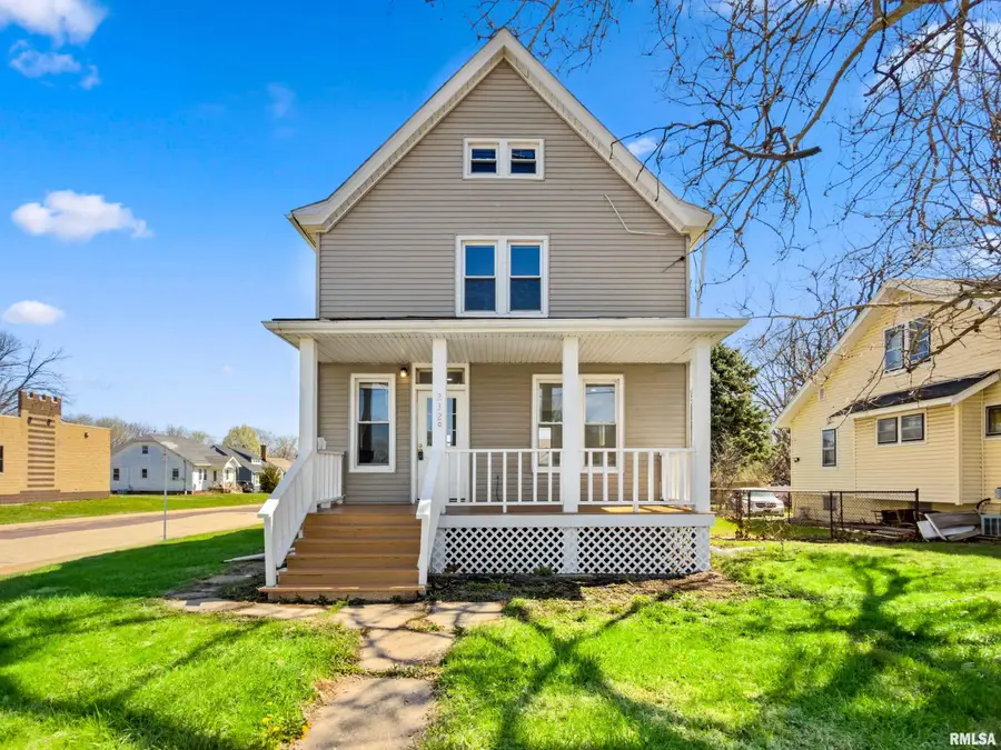 2320 N University Street, Peoria, IL 61604 - #2