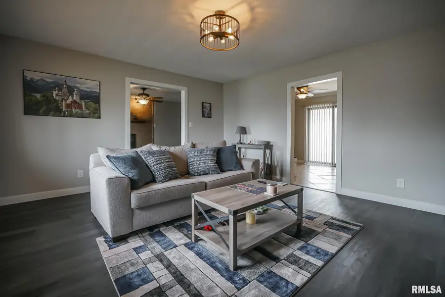 2307 W Cindy Lane, Peoria, IL 61614 - #2